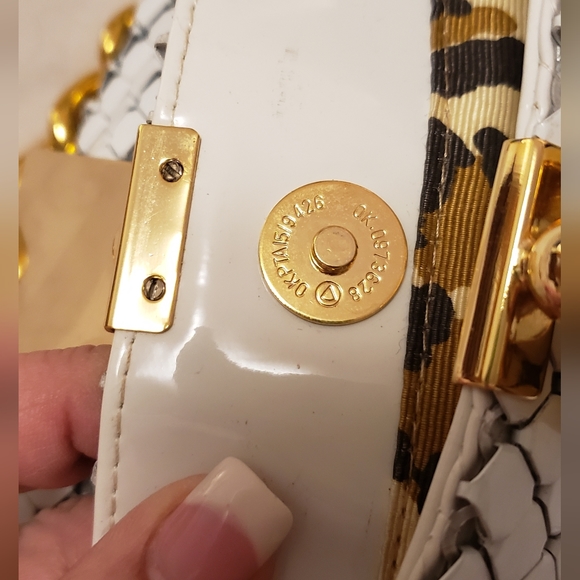 Felix Rey, White & Gold Metallic Purse, Flexible Squares on all sides, NWOT - Picture 7 of 11